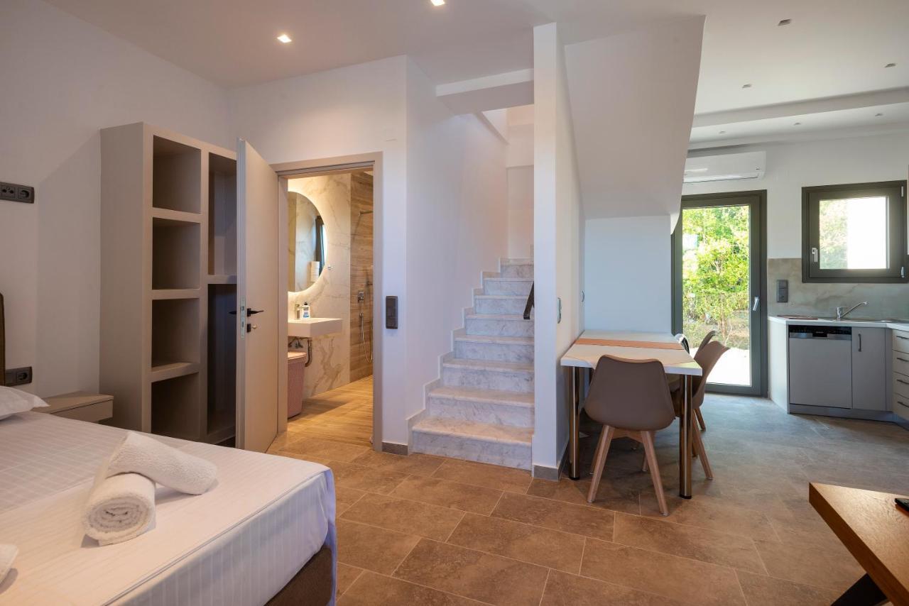 4 Seasons Villa Parga