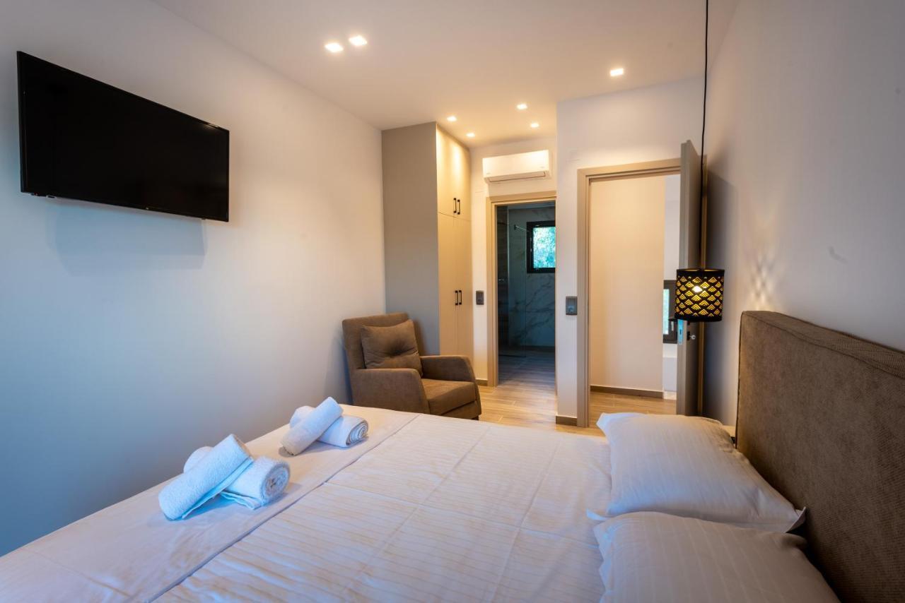 4 Seasons Villa Parga